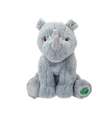 Pliš Eco Wild Life plišanci veličine cca 28 cm dostupni su u 6 modela – nosorog, panda, slon, tigar, lav i majmun. Izrađeni su od recikliranih plastičnih boca, sigurni za djecu stariju od 3 godine i u skladu s EU normama.