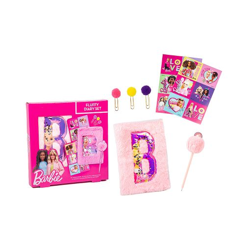 barbie-plisani-dnevnik-2 Barbie plišani dnevnik sa šljokicama, kemijska s pom pomom, naljepnice i 3 spajalice s pom pomovima. Savršeno za pisanje, crtanje i kreativnost.