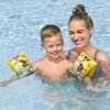 Rukavice Surf Buddy savršen su izbor za djecu od 3 do 6 godina koja uče plivati. Izrađene od kvalitetnog i sigurnog PVC materijala, pružaju stabilnost, sigurnost i zabavu u vodi.