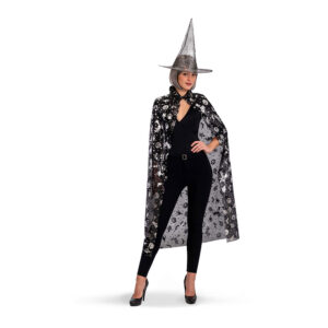 Kostim Set Vještica za odrasle sastoji se od plašta i šiljatog šešira. Idealan je za Halloween, karnevale i tematske zabave. Izrađen od 100 % poliestera, lagan i jednostavan za kombiniranje s postojećom odjećom.