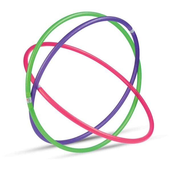 Hula Hoop Color d60 Androni je dječji obruč promjera 60 cm u tri boje. Kvalitetan, lagan i siguran hula hoop za igru, vježbu i aktivno provođenje vremena.