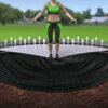 Primus Premium ugradbeni trampolin vrhunske je kvalitete, namijenjen za dvorišta i javne površine. Zahvaljujući AkroVENT® podlozi i AkroSPRING® PRO sustavu opruga, pruža snažan i kontroliran odskok uz maksimalnu sigurnost. Idealan za djecu, odrasle i rehabilitaciju, s ravnom ugradnjom u tlo i dugotrajnim materijalima otpornim na vremenske uvjete.