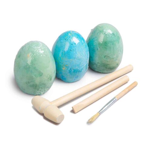 IGRA ISKOPAVANJA DINO EGG 3u1 edukativni je set za djecu koji sadrži 3 dino jaja, skrivene dinosauruse i alat za iskopavanje. Idealno za kreativnu i zabavnu igru.