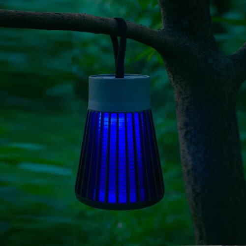Lampa protiv komaraca - LED lampa protiv komaraca donosi dvostruku funkcionalnost – može se koristiti kao obična noćna lampa ili kao UV lampa za privlačenje i eliminaciju insekata.