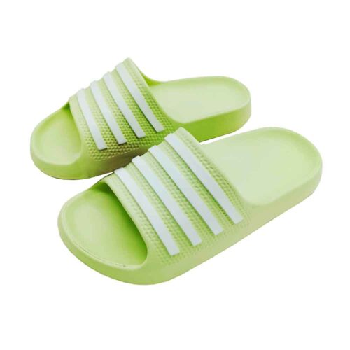 Natikače Sporty od EVA materijala pružaju lagan i udoban osjećaj tijekom cijelog dana. Unisex model dostupan u tri boje i veličinama 36–41 idealan je za plažu, bazen i svakodnevnu upotrebu.