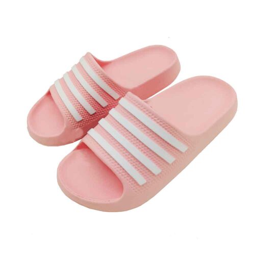Natikače Sporty od EVA materijala pružaju lagan i udoban osjećaj tijekom cijelog dana. Unisex model dostupan u tri boje i veličinama 36–41 idealan je za plažu, bazen i svakodnevnu upotrebu.